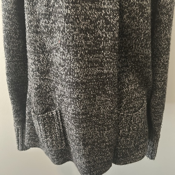 NWOT. Faux turtleneck long sleeve sweater in black and white heathered pattern. - Picture 3 of 11